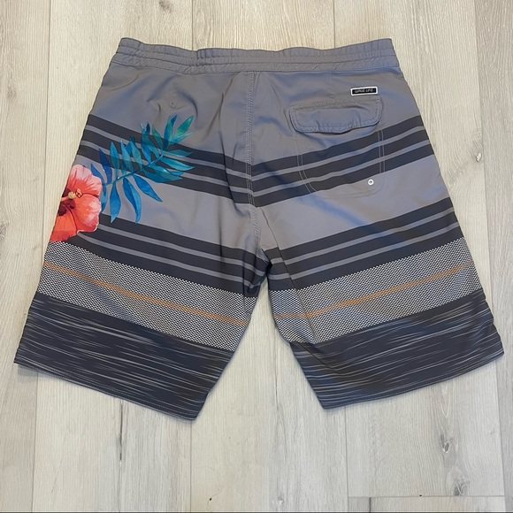 Wave Life Gray Swim Shorts Trunks with  Built in Briefs Size 36 - Picture 7 of 11